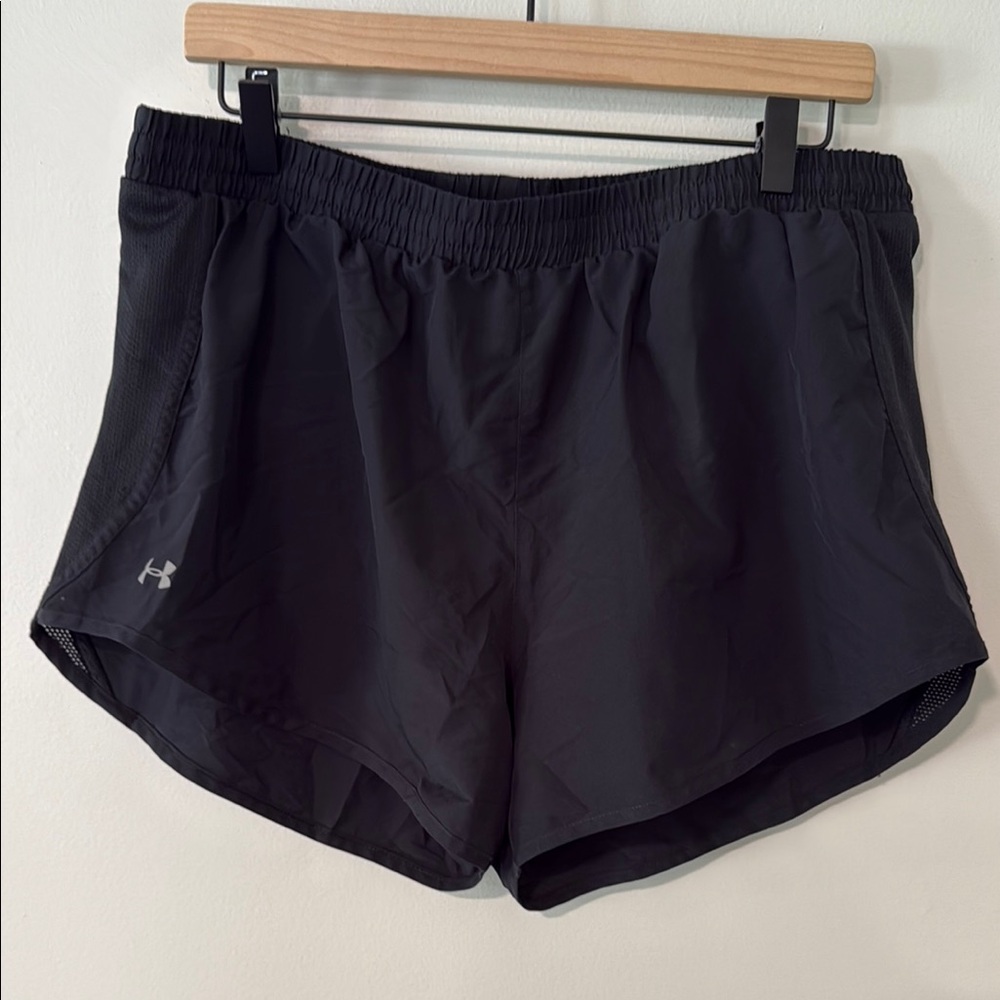 Under Armour Black Athletic Shorts Lightweight Performance